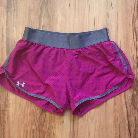 Under Armour Pants - Under Armour Running Shorts • Size Small